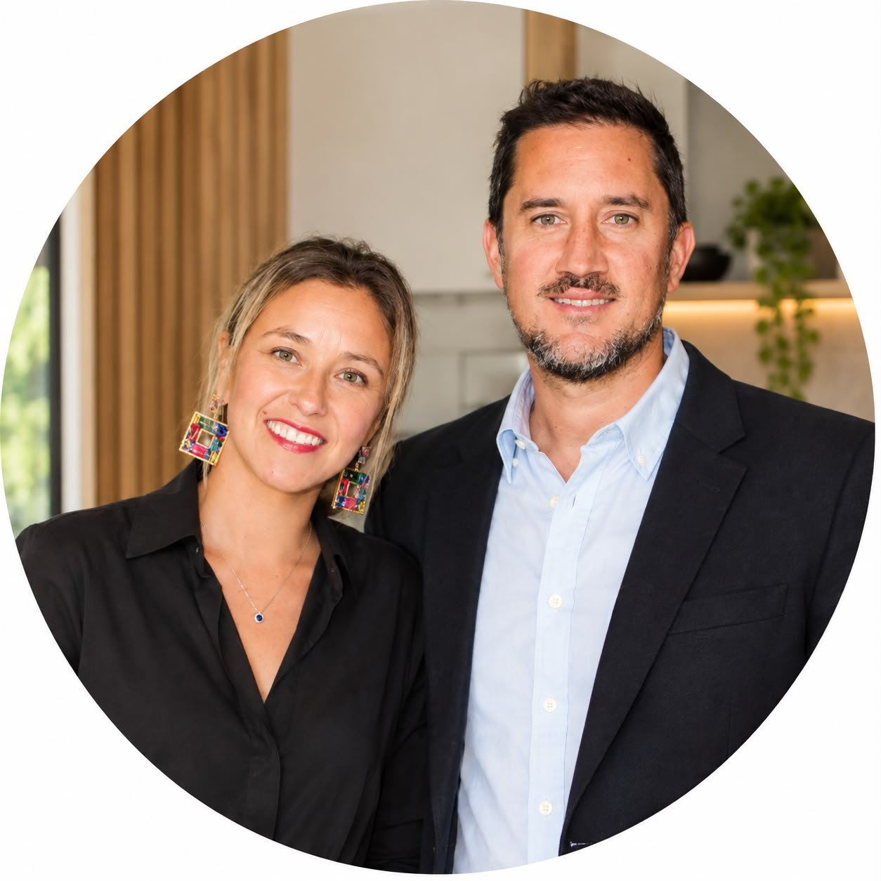 Josefina Infante y Bernardo Ihnen, fundadores de Decowood Mobiliario
